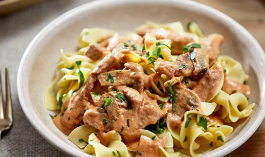 tips-masak-beef-stroganoff-rusia
