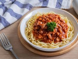 Tips Memasak Spaghetti Agar Saus Meresap Sempurna